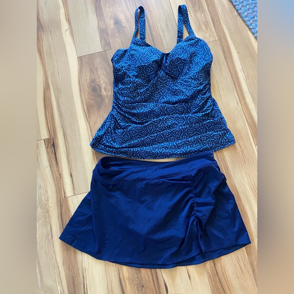 Women’s L.L. Bean swim suit